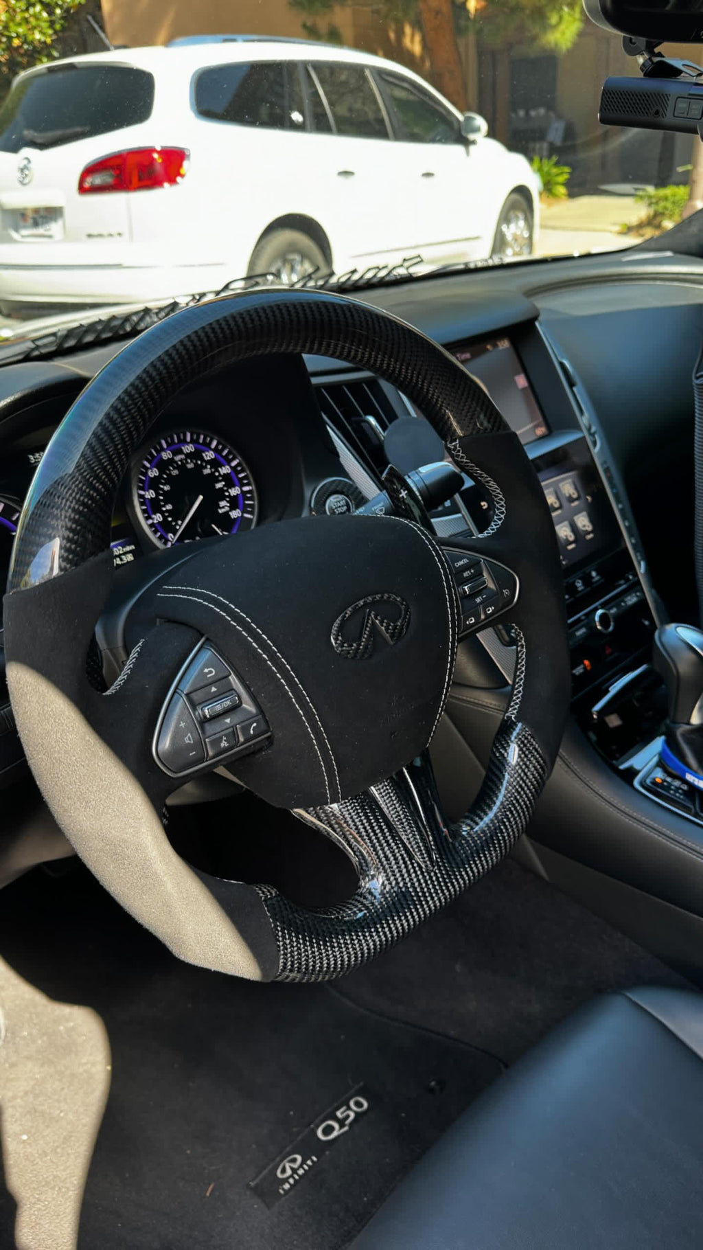 Infiniti Q50 2014-2017 Custom Carbon Fiber Steering Wheel