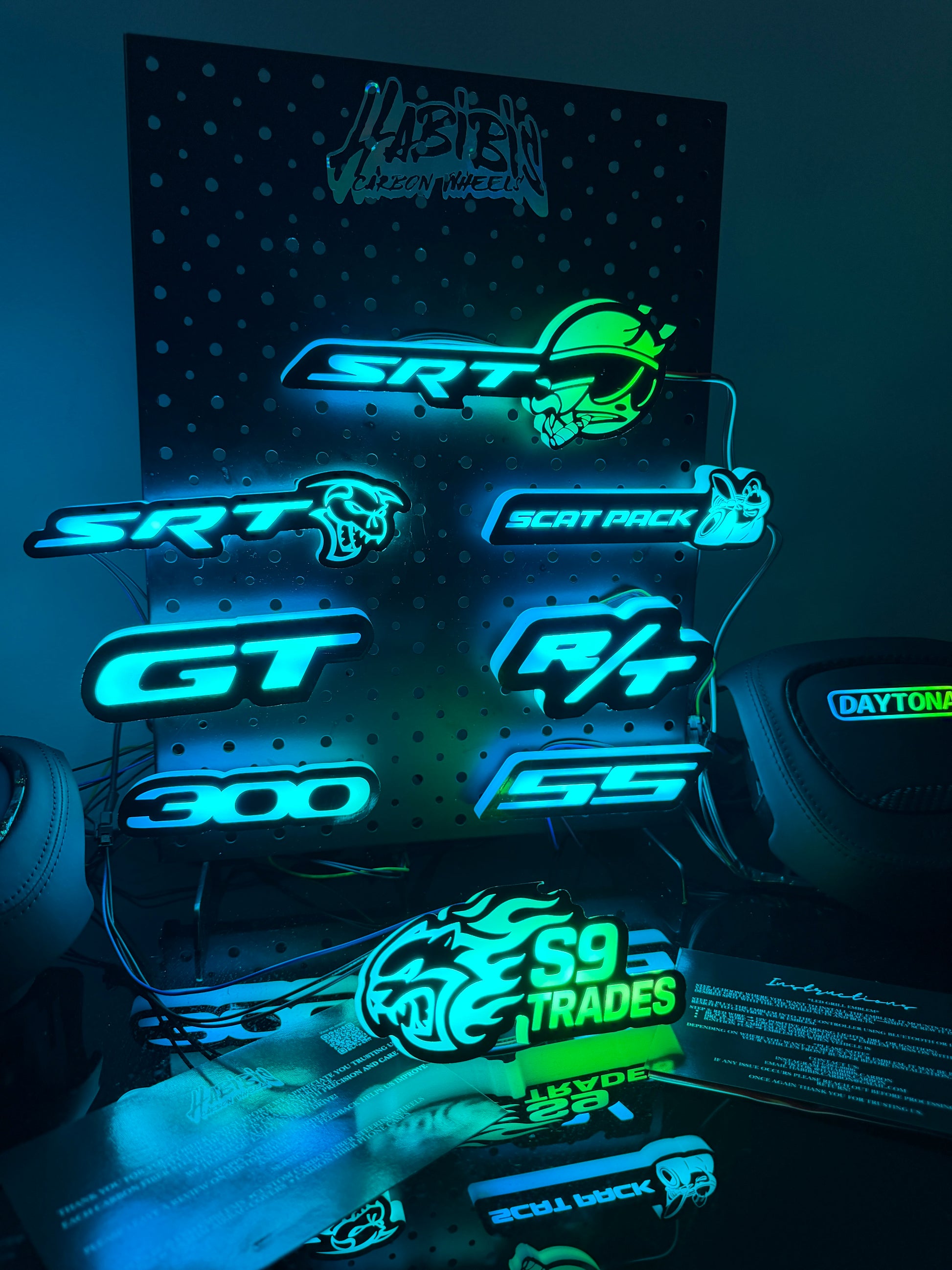 CUSTOM LIGHT