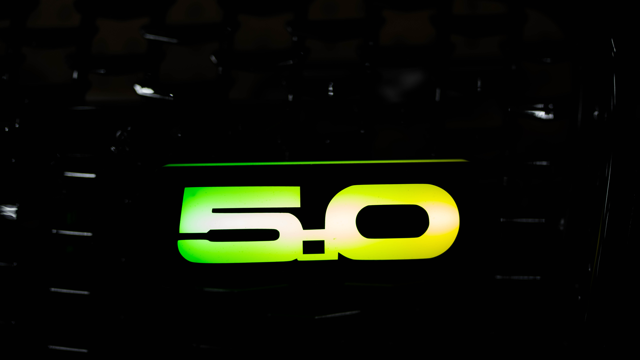 Flow Series 5.0 Badge