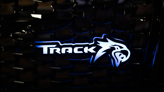 Flow Series Track Hawk Style 2