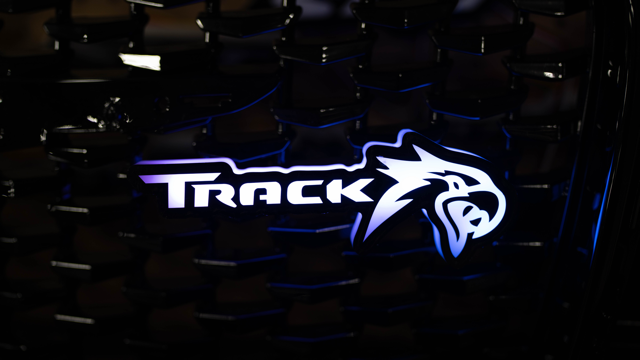 Flow Series Track Hawk Style 2