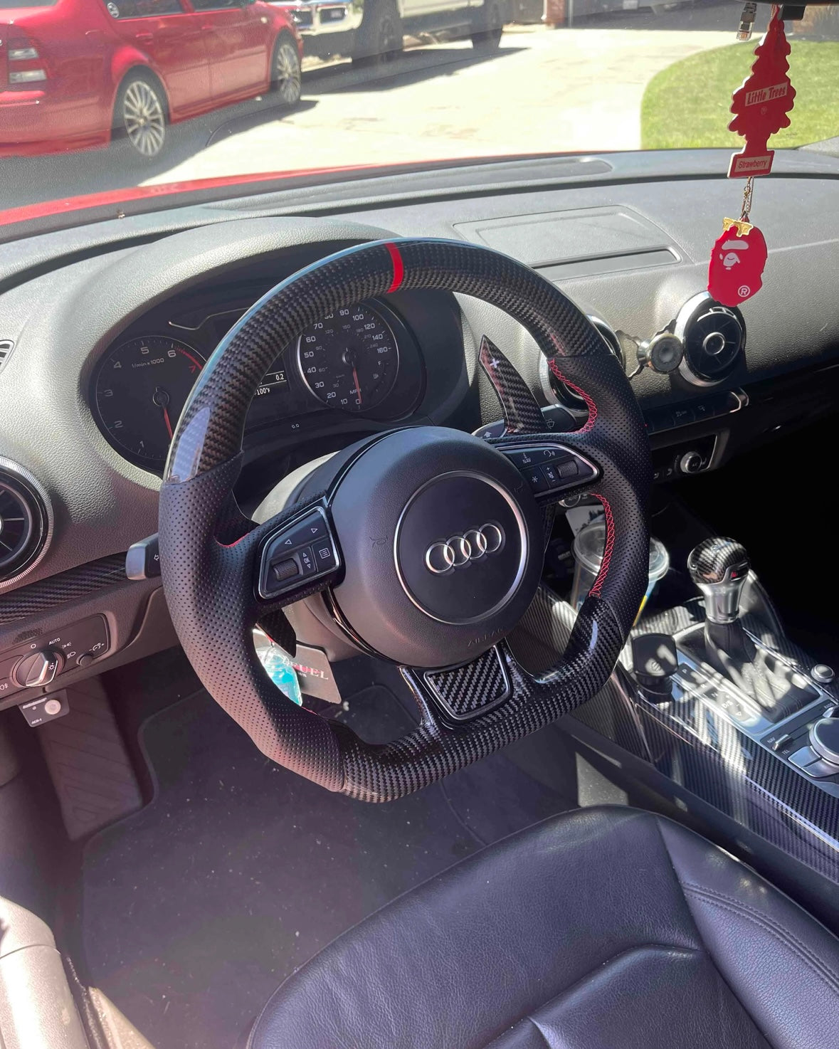 Audi A4/S4/RS4 Carbon Fiber Steering Wheel