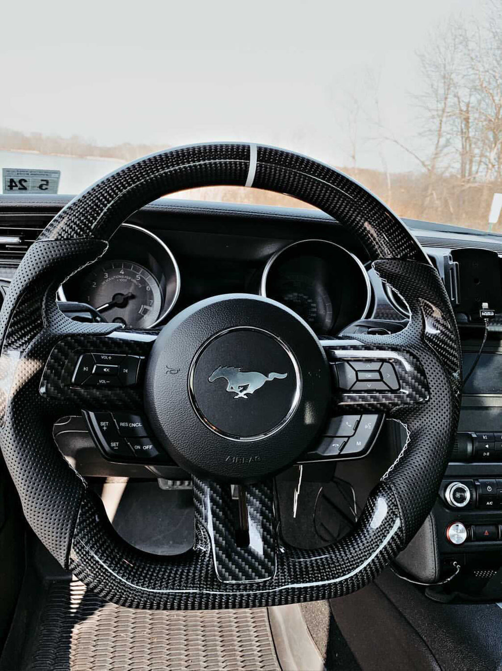 Ford Mustang (2015–2017, 2018+) Carbon Fiber Custom Steering Wheel