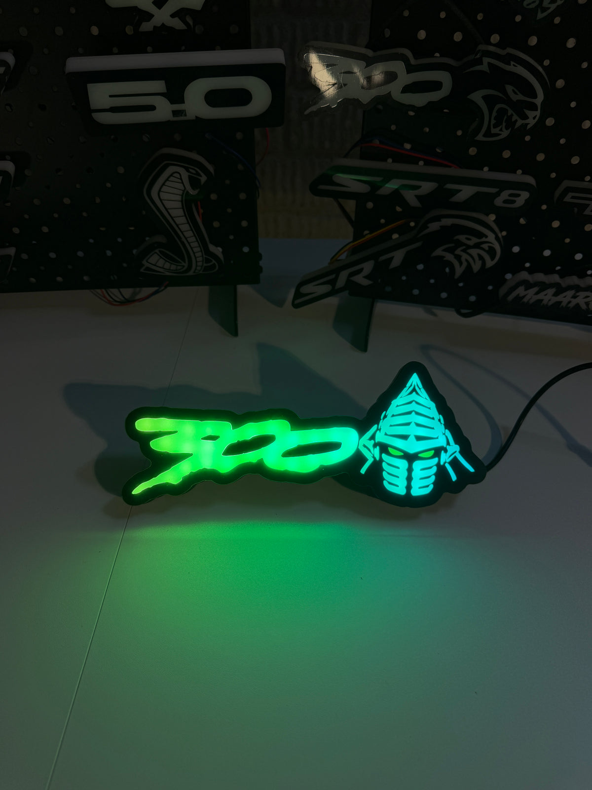 CUSTOM LIGHT