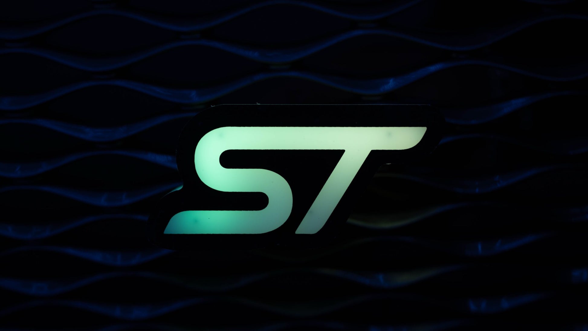Flow Series ST LED Badge