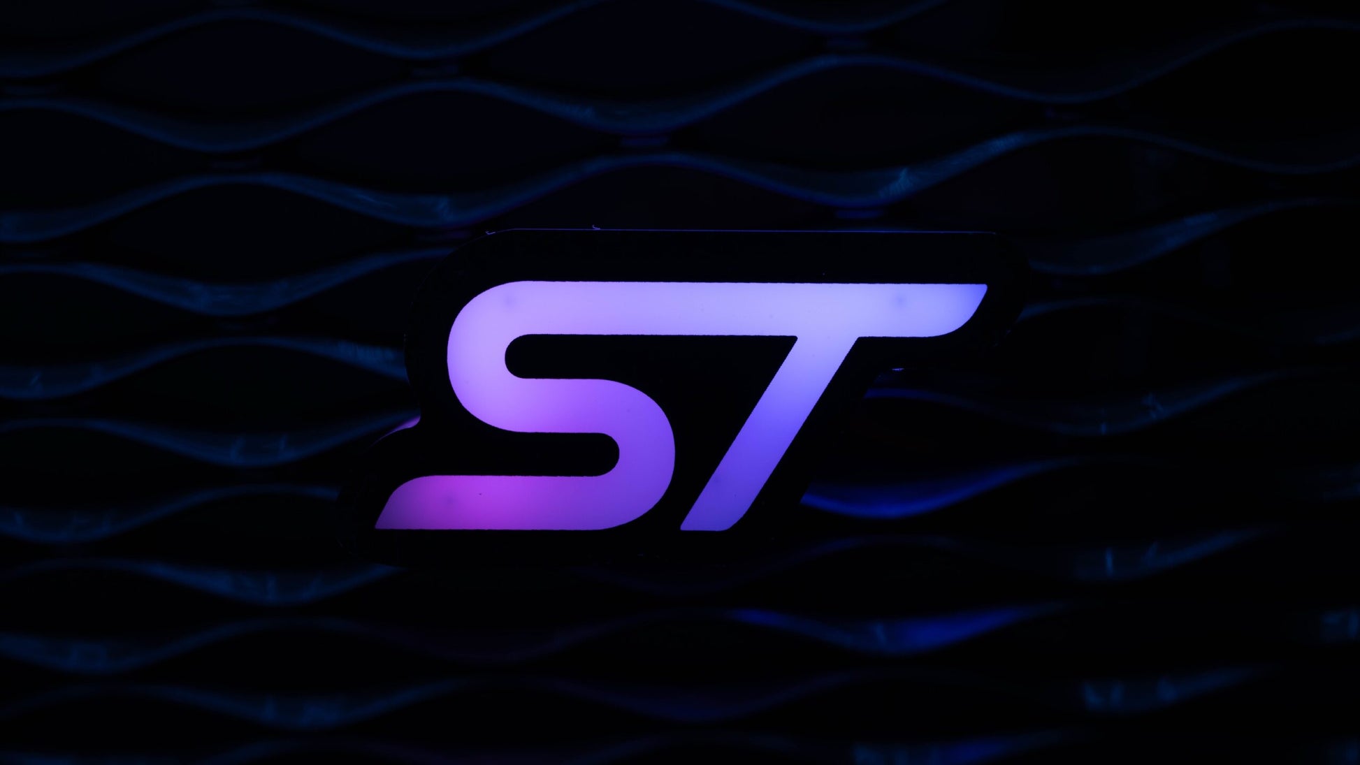 Flow Series ST LED Badge