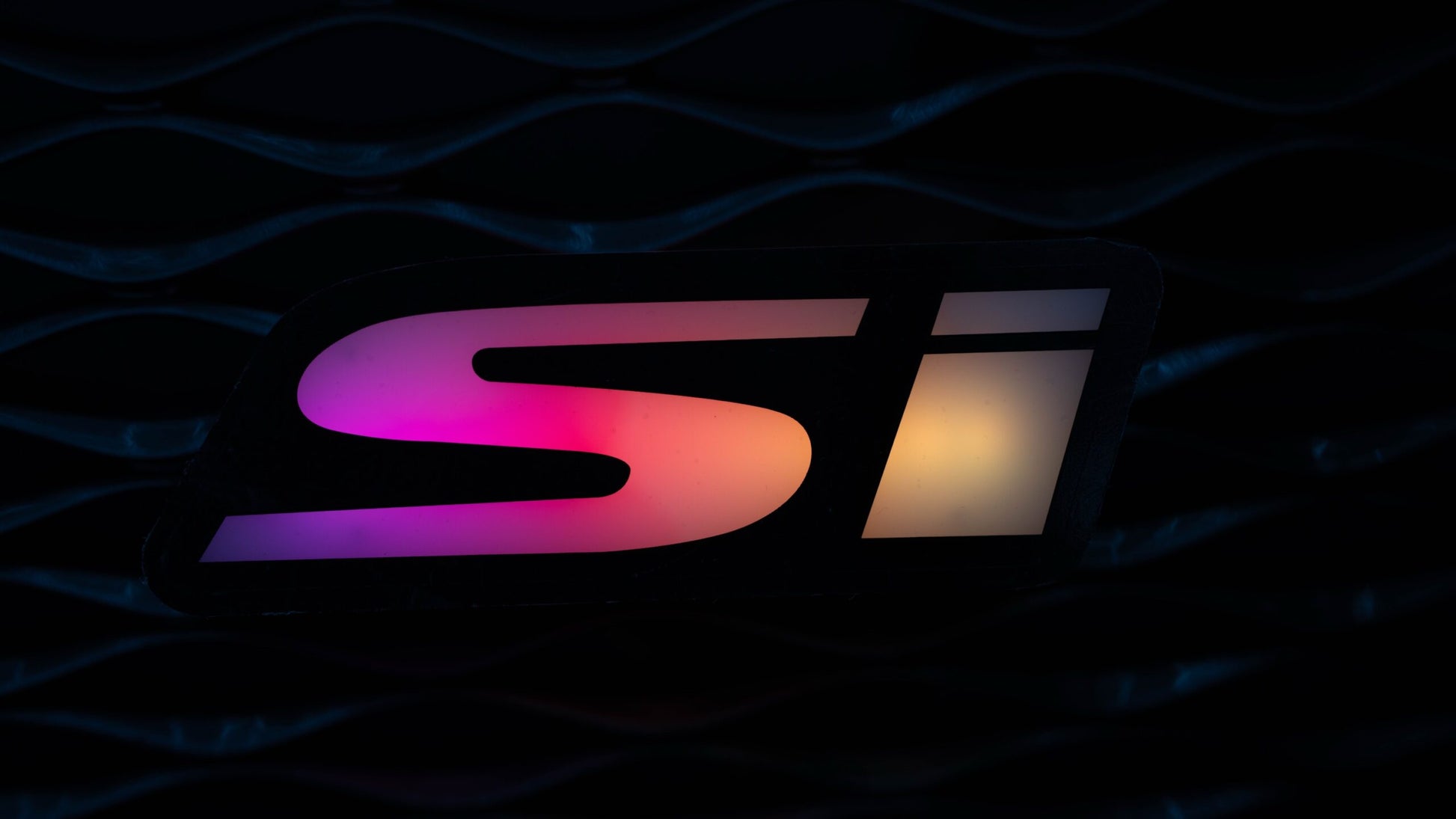Flow Series Si LED Badge