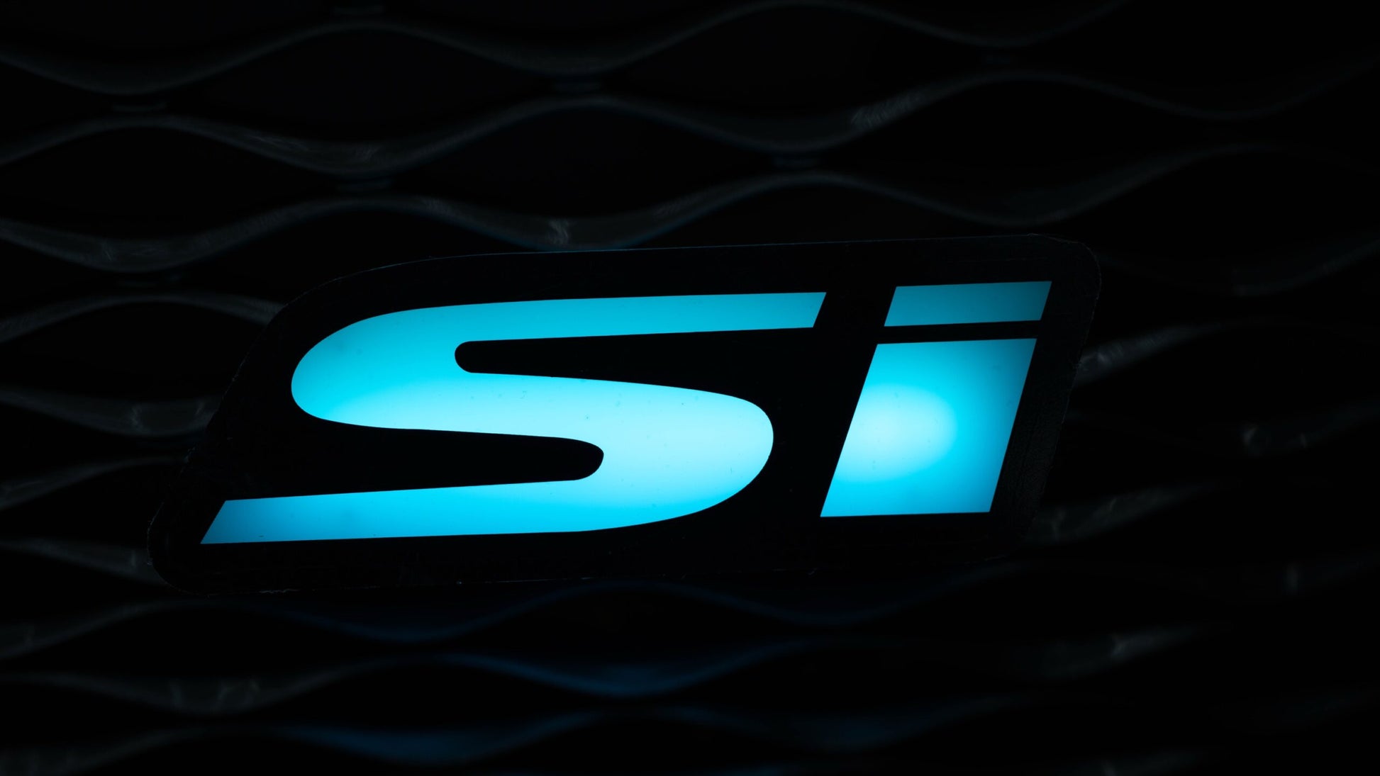 Flow Series Si LED Badge
