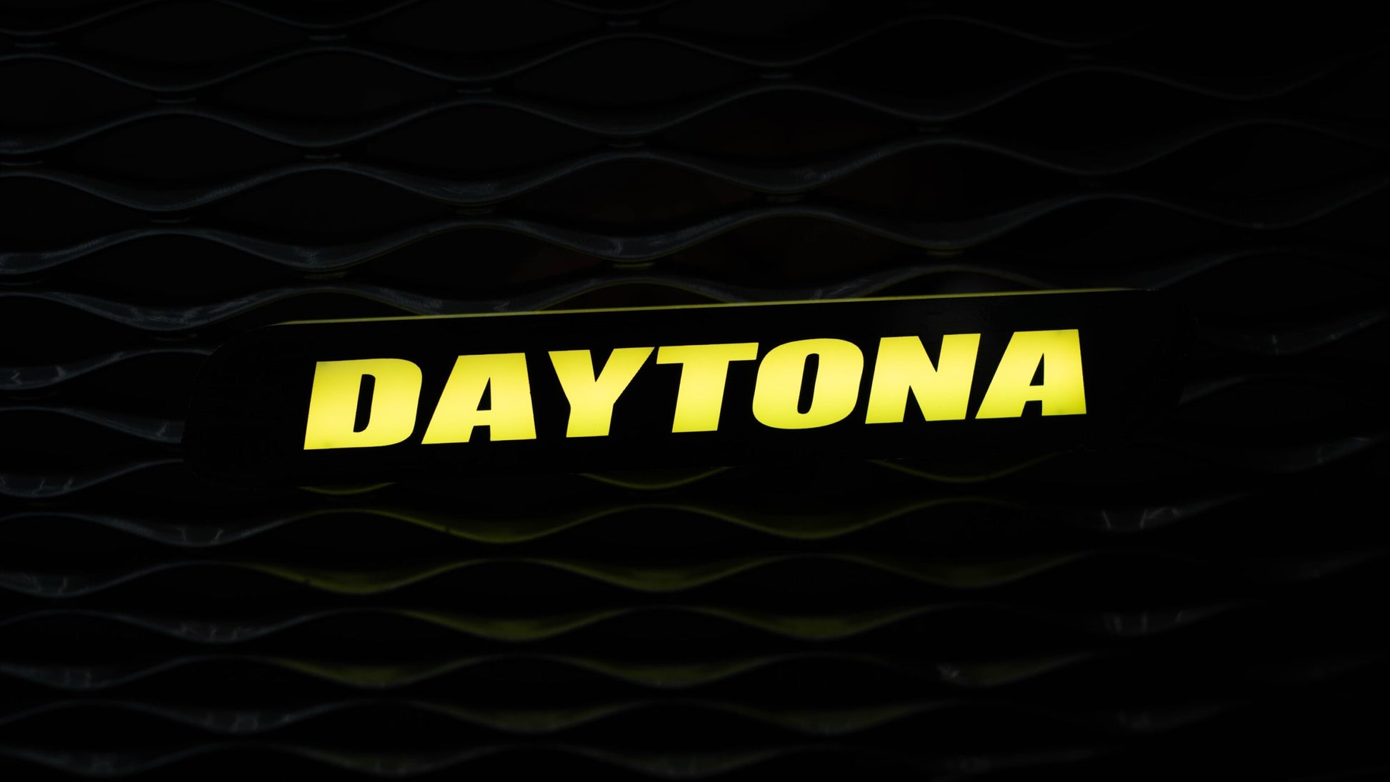 Flow Series Daytona LED Badge