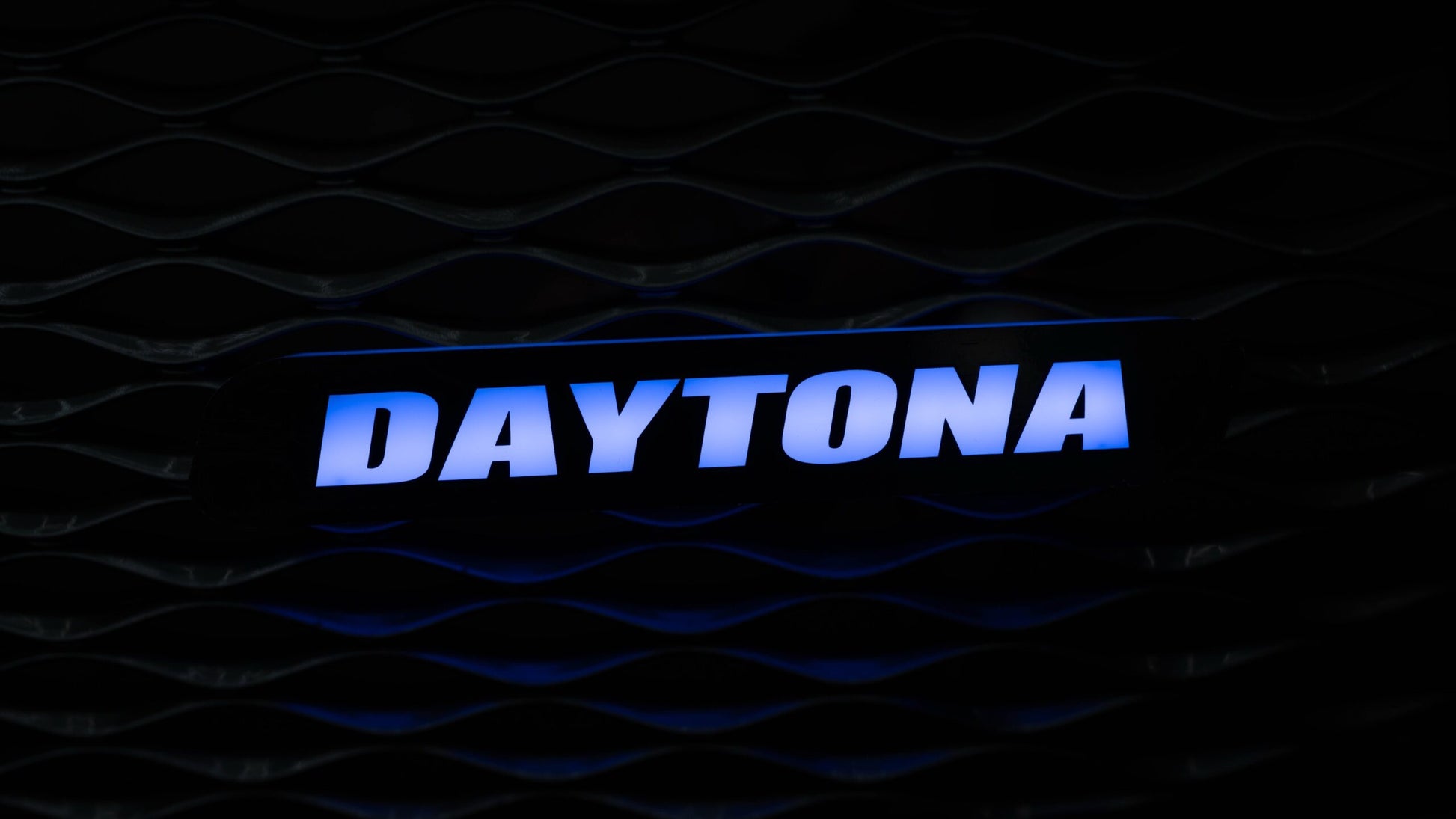 Flow Series Daytona LED Badge