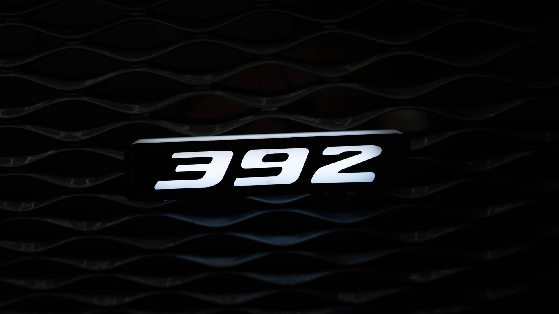 Flow Series 392 LED Badge