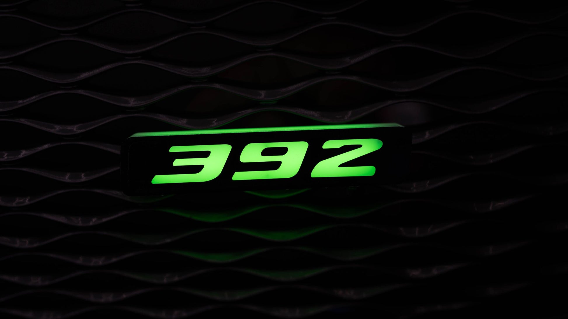 Flow Series 392 LED Badge