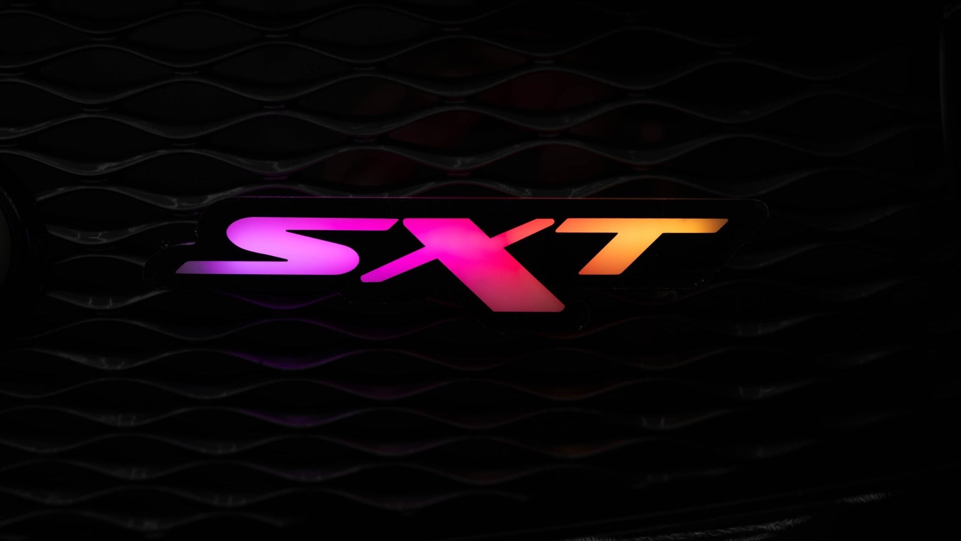 Flow Series SXT LED Badge