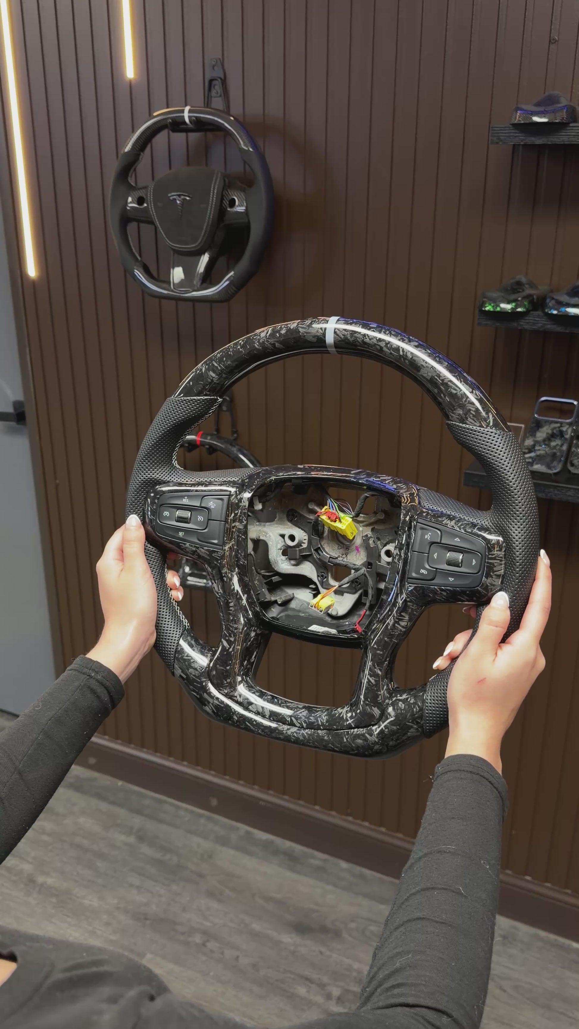 2019+ Chevrolet Silverado/GMC Sierra Carbon Fiber Steering Wheel