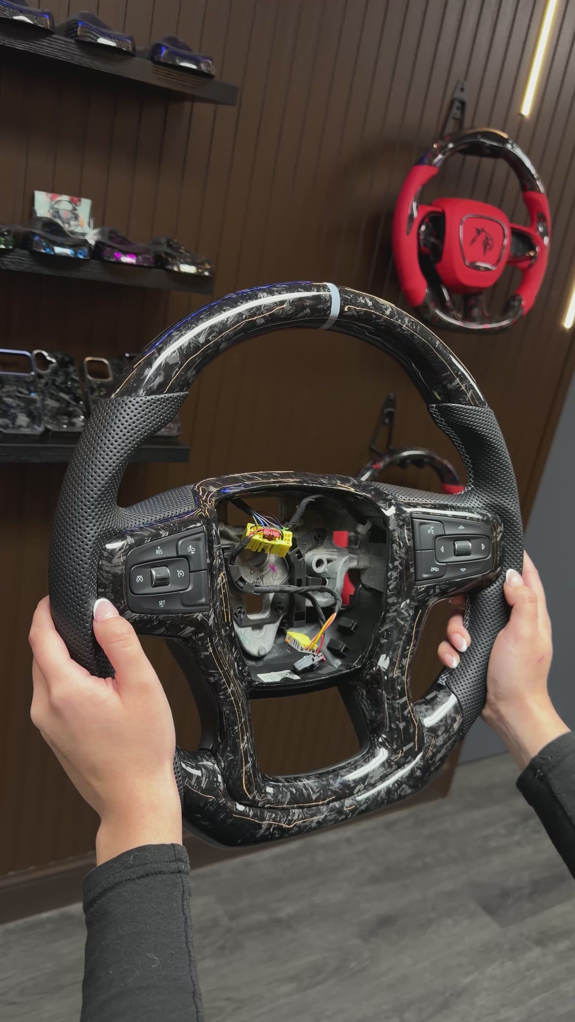 2019+ Chevrolet Silverado/GMC Sierra Carbon Fiber Steering Wheel