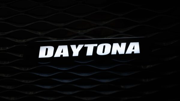 Flow Series Daytona LED Badge