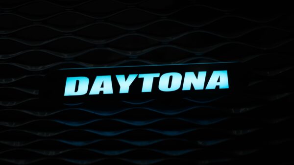 Flow Series Daytona LED Badge - Image 7