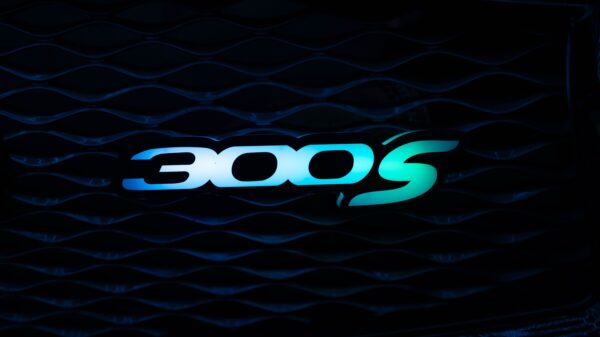 Flow Series 300S LED Badge - Image 4