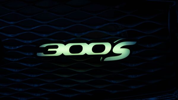 Flow Series 300S LED Badge - Image 2
