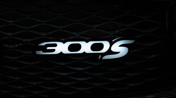 Flow Series 300S LED Badge