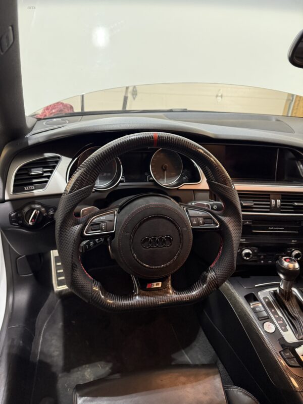 Audi A4/S4/RS4 Carbon Fiber Steering Wheel
