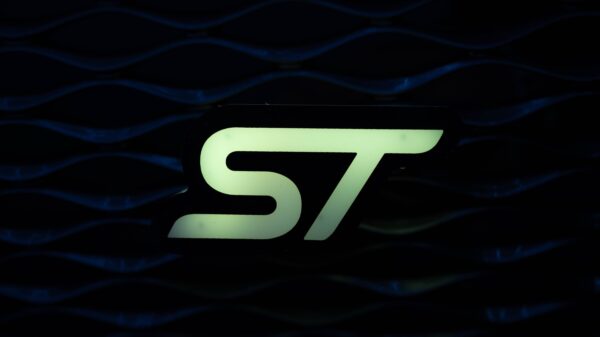 Flow Series ST LED Badge - Image 3