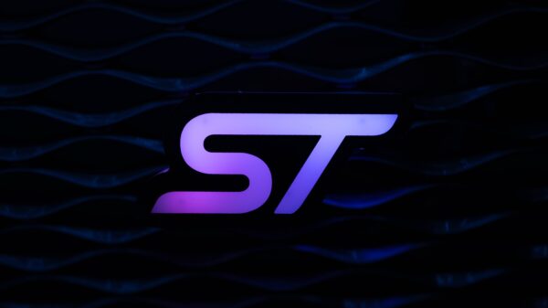 Flow Series ST LED Badge - Image 5